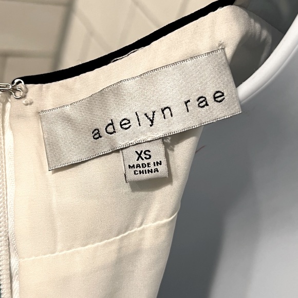 Adeline Rae Halter Dress - Picture 5 of 5